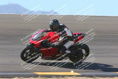 media/Nov-06-2023-Moto Forza (Mon) [[ce023d0744]]/2-Advanced Group/Session 2 (Bowl Speed Pans)/